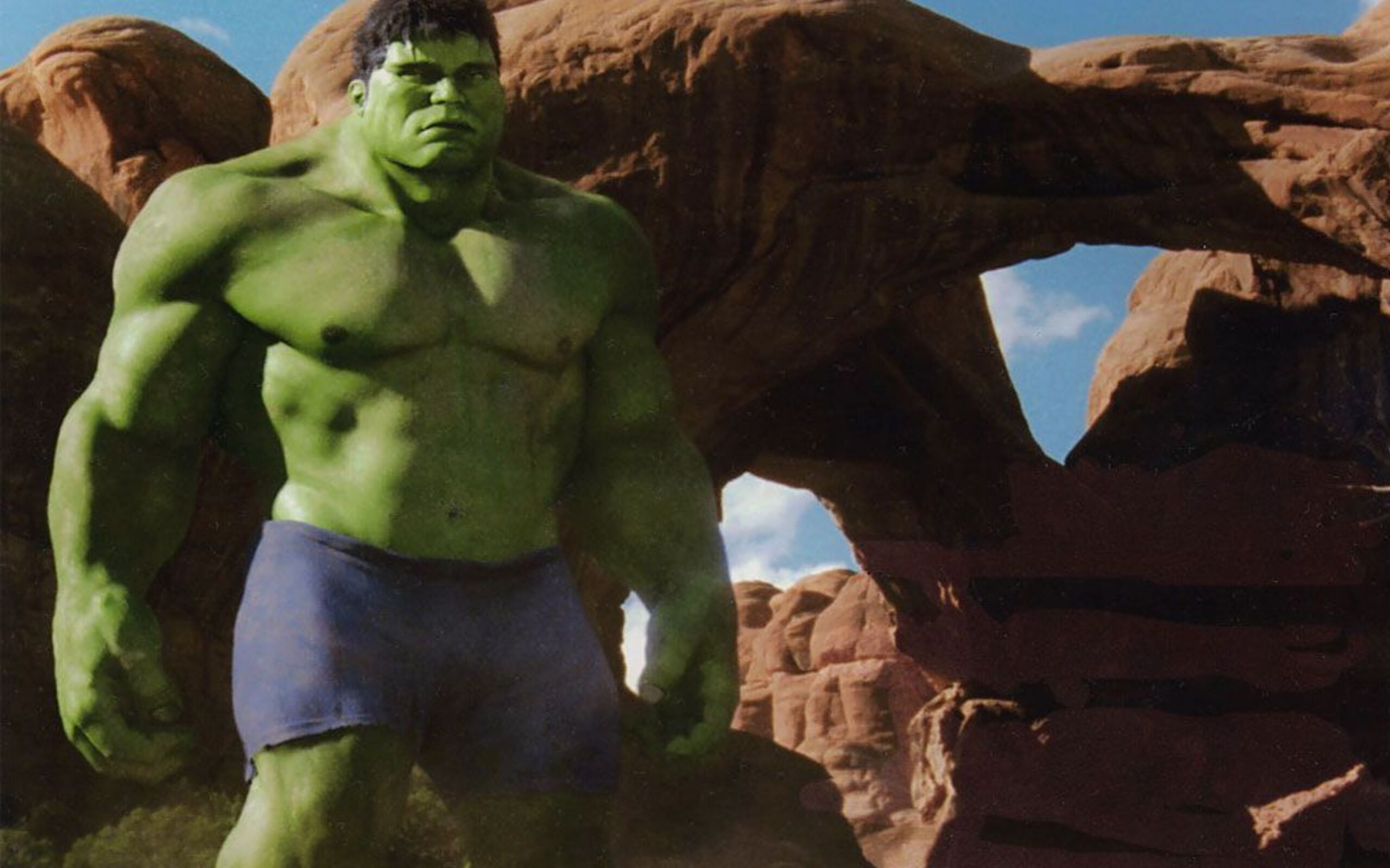 Халк 1 на русском. Hulk 2003. Халк 1988. Халк 2003 рост. Невероятный Халк 2003.