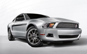 2011 Ford Mustang V6 screenshot