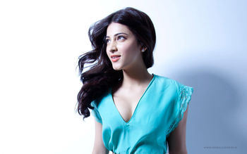 2015 Shruti Haasan screenshot