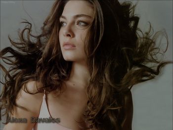 Alexa Davalos screenshot