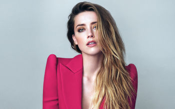 Amber Heard 4 screenshot