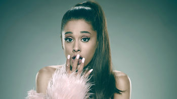 Ariana Grande Scream Queens 4K screenshot