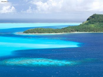 Colors Of The Bora Bora Lagoon French Polynesia screenshot