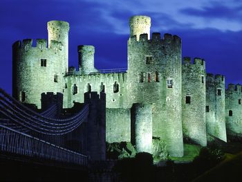 Conwy Castle, Gwynedd, Wales, United Kingdom screenshot