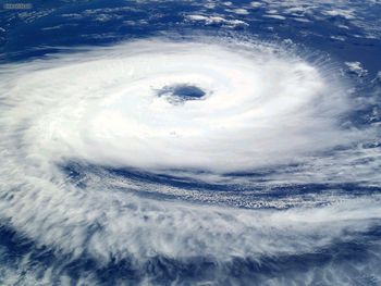 Cyclone Catarina From Space screenshot