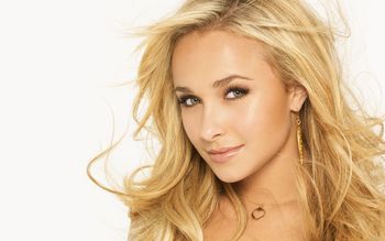 Hayden Panettiere 18 screenshot