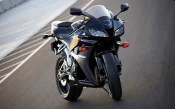 Honda CBR 600RR Road screenshot