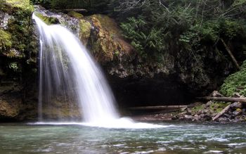 Iron Creek Falls screenshot