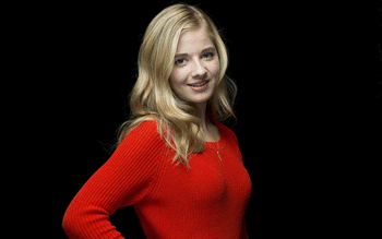 Jackie Evancho 4K 8K screenshot