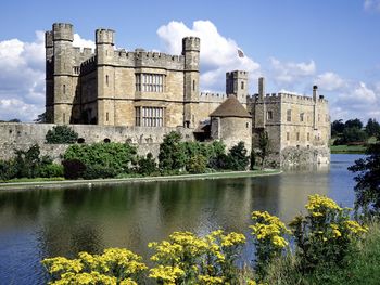 Leeds Castle Kent England screenshot