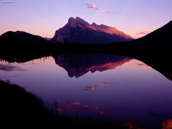 Mount Rundle Banff National Park Canadian Rockies screenshot