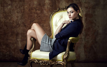 Phoebe Tonkin 3 screenshot