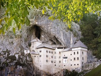 Predjama Castle, Slovenia screenshot