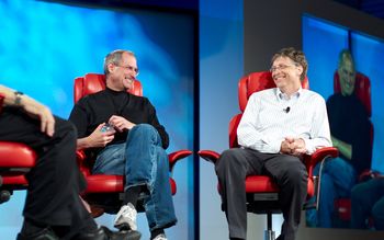 Steve Jobs and Bill Gates screenshot