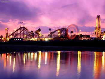 Summer Twilight Santa Cruz Beach Boardwalk California screenshot