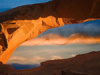 Sunset, Skyline Arch, Arches National Park screenshot